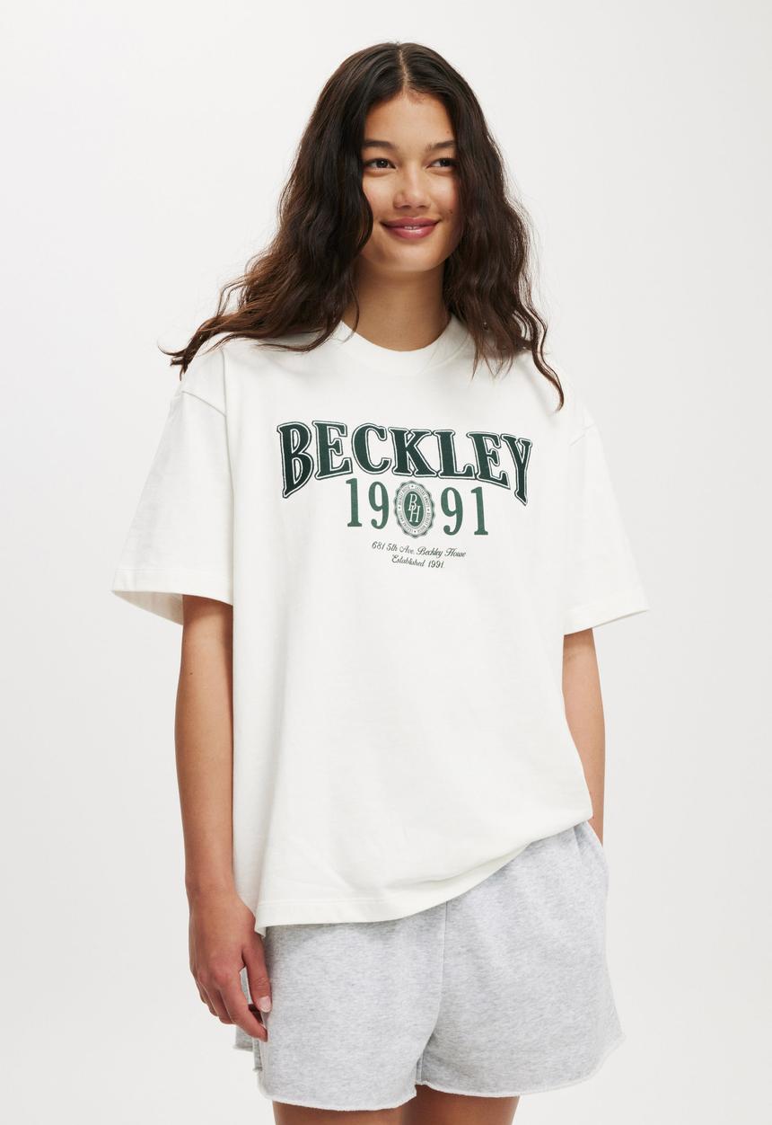 Cotton On - The Premium Boxy Graphic Tee - Est 1991/Vintage White