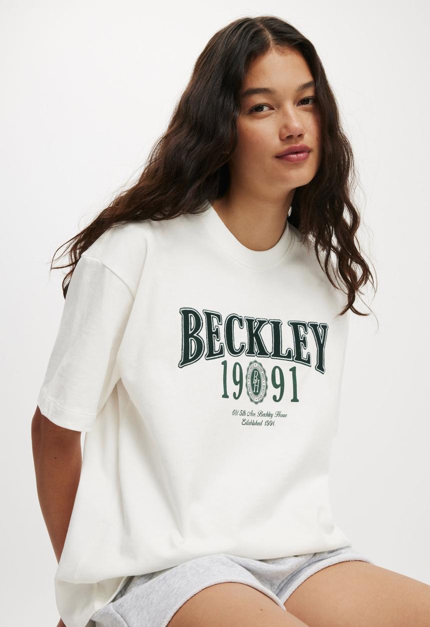 Cotton On - The Premium Boxy Graphic Tee - Est 1991/Vintage White