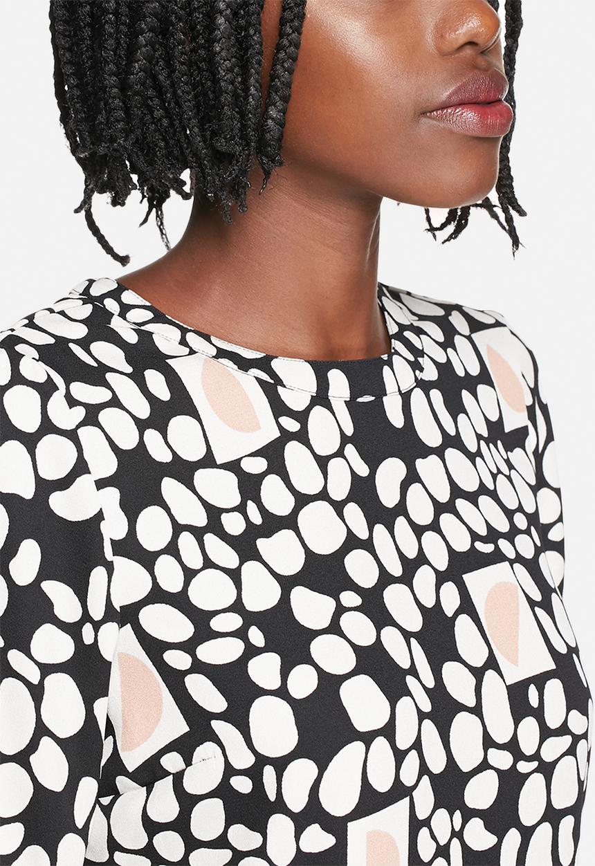 Vero Moda - Geo Open Back Blouse