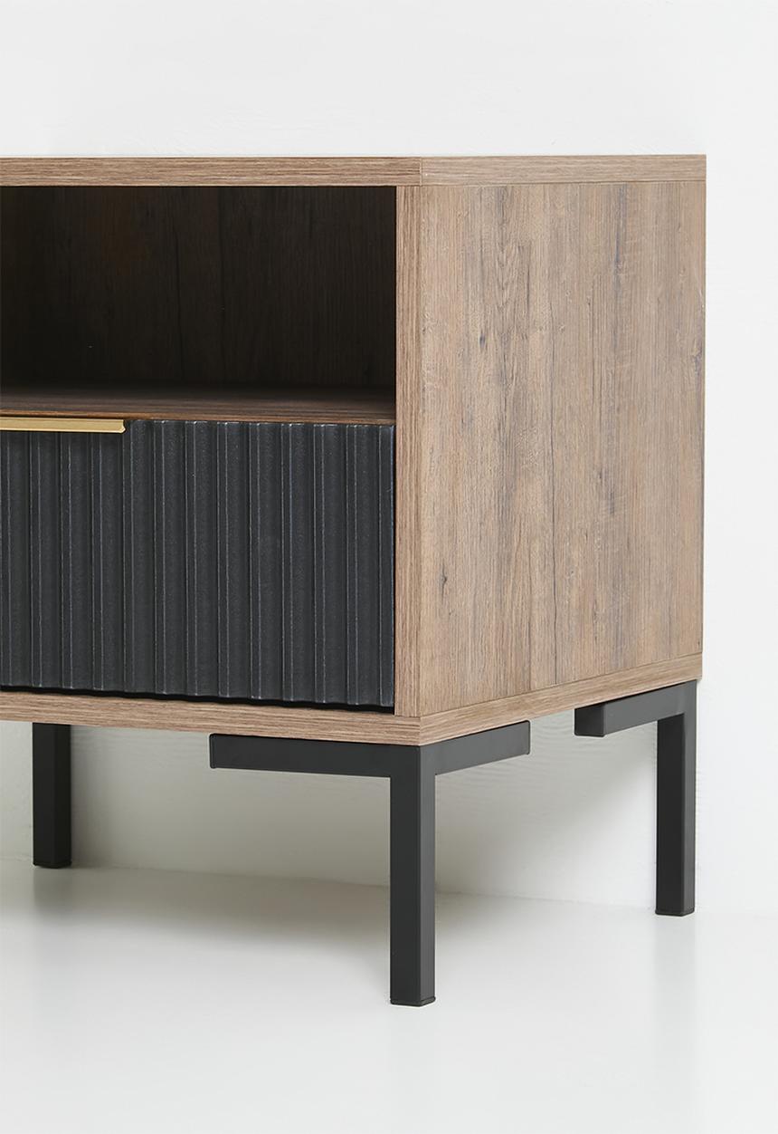 Me&Co - Carried bedside table- natural & black