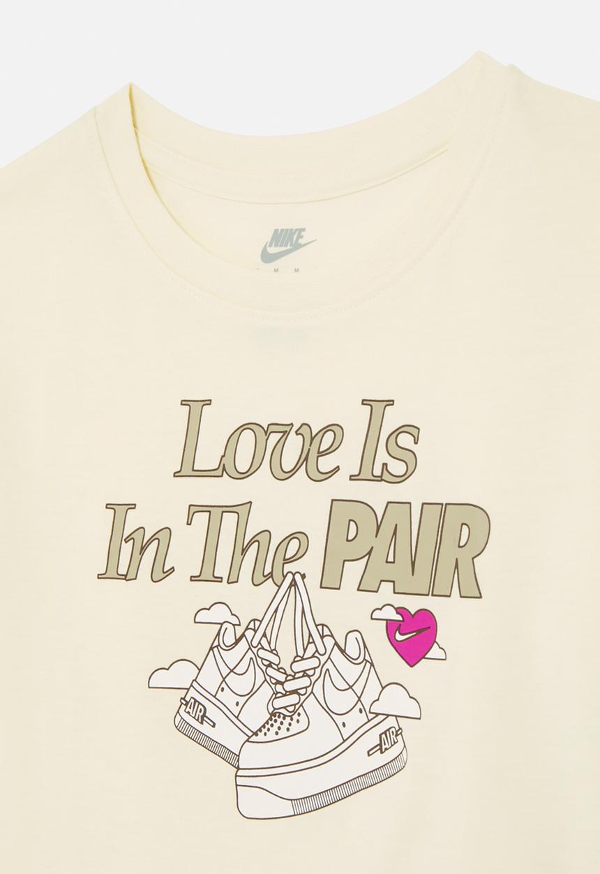 Nike - Nkg sweet swoosh pair tee - coconut milk