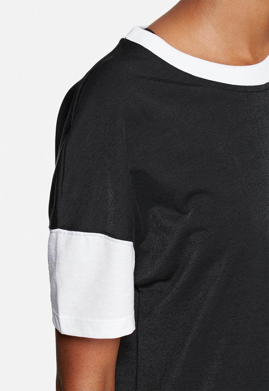 Nike - Signal Tee