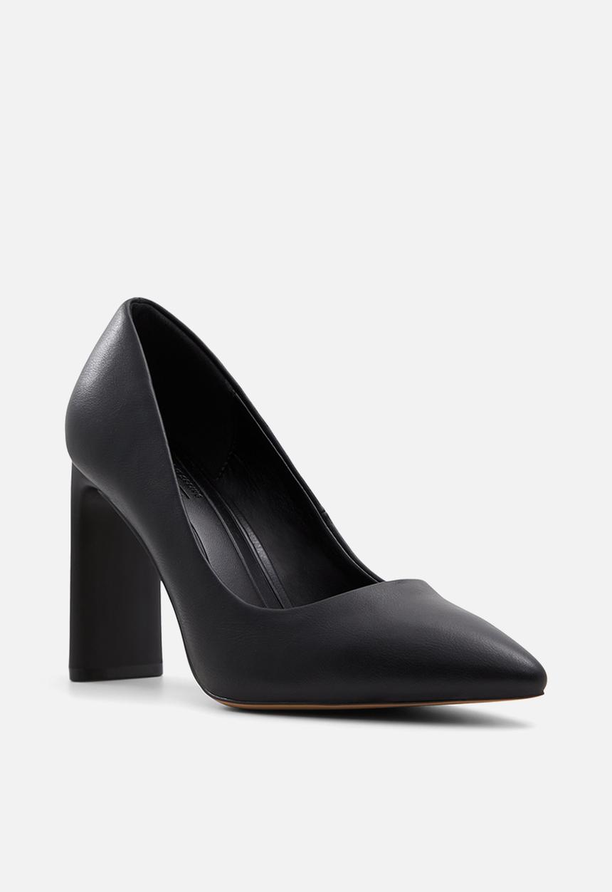 Call It Spring - Sashhaa court - black
