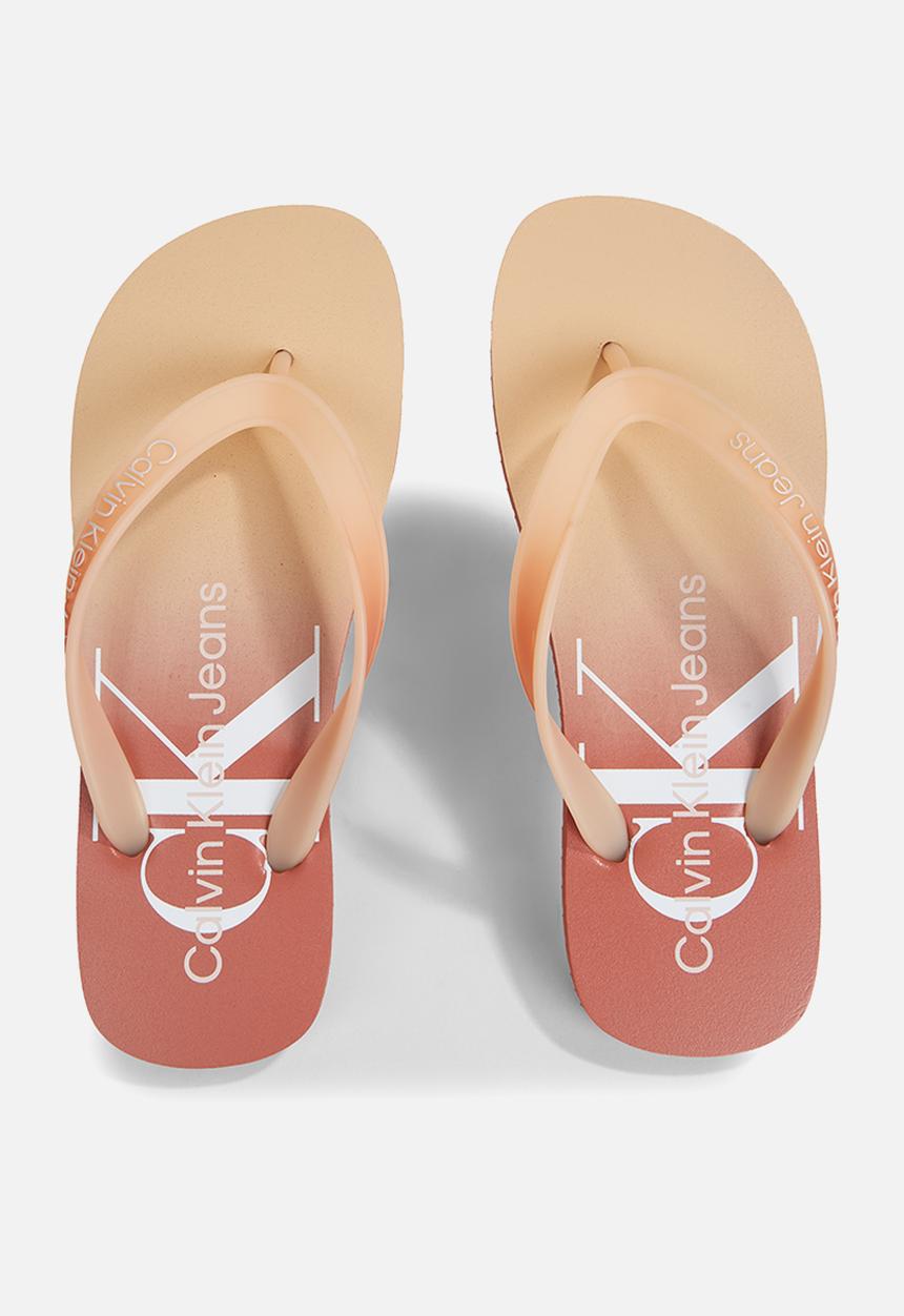Calvin Klein - Beach perlized flip flop - cedar wood/peach dream