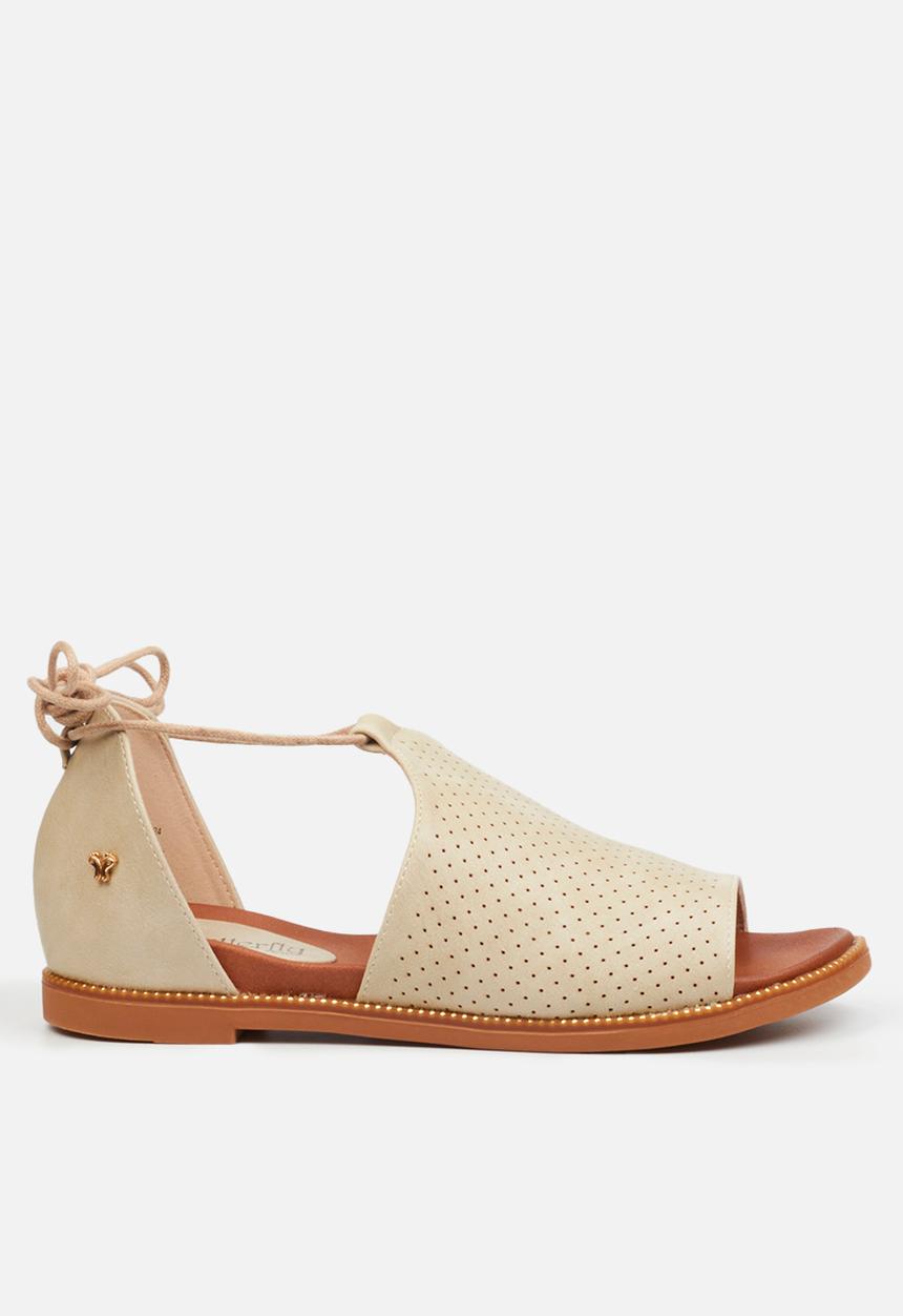 Butterfly Feet - Ellie 10 strappy - bone