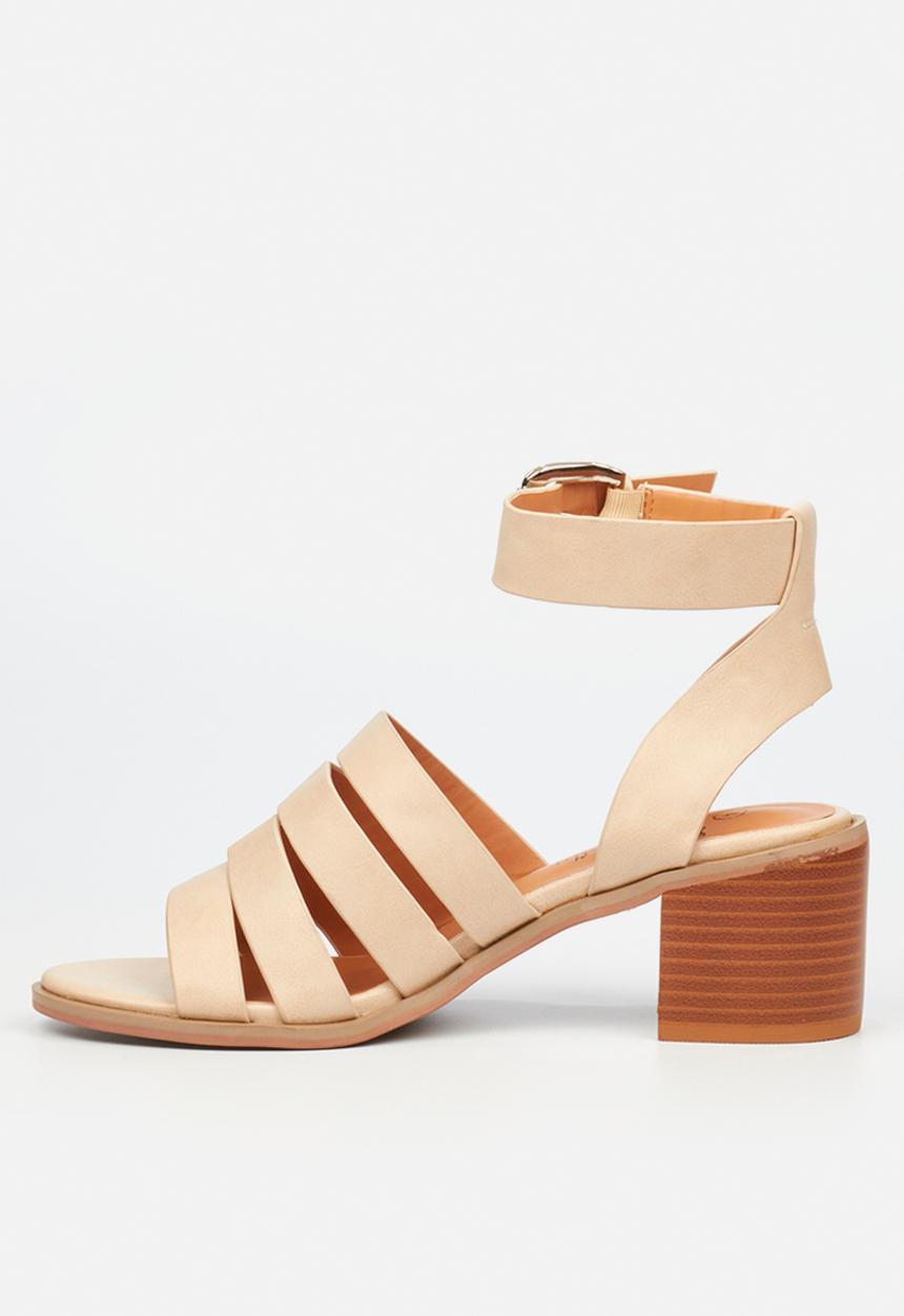 Butterfly Feet - Wexley 1 block heel - Neutral