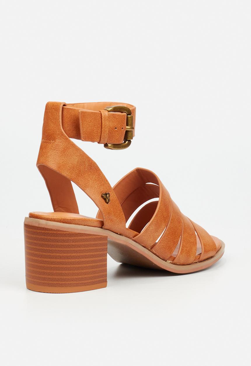 Butterfly Feet - Wexley 1 block heel - tan