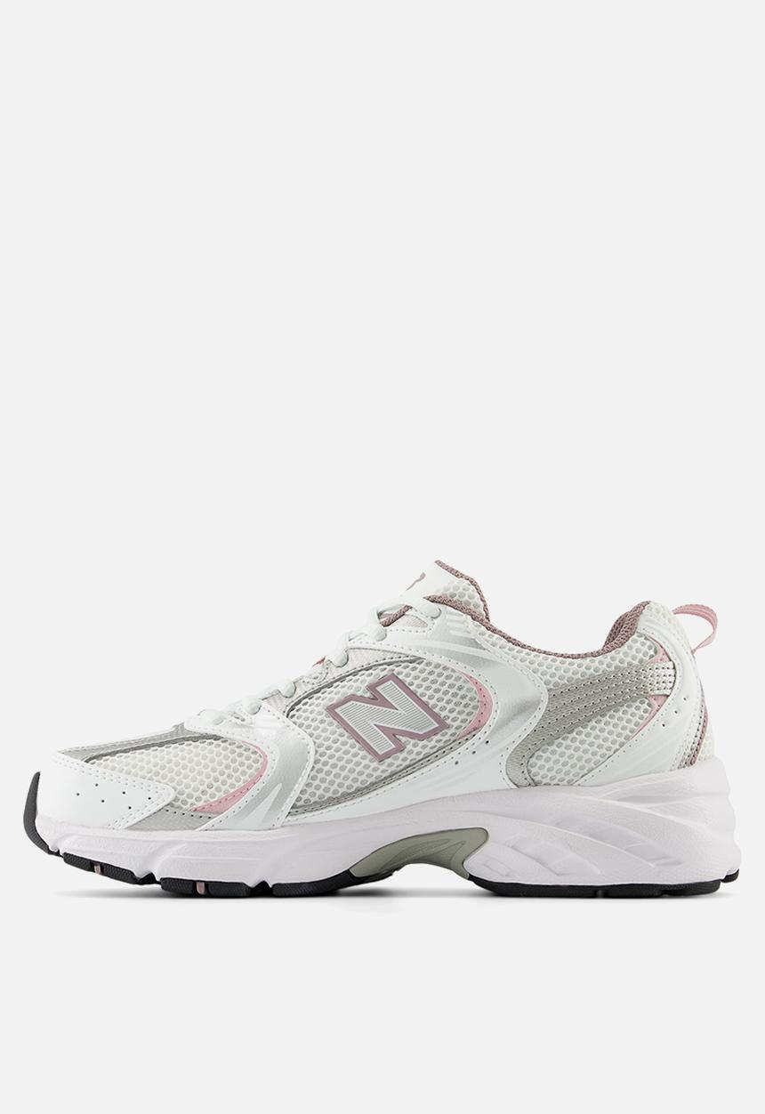 New Balance  - 530