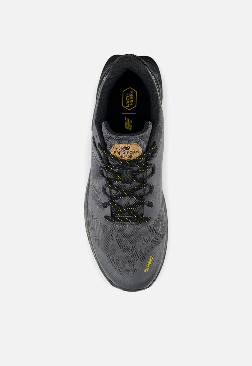 New Balance  - MTGAROS1 - grey (030)