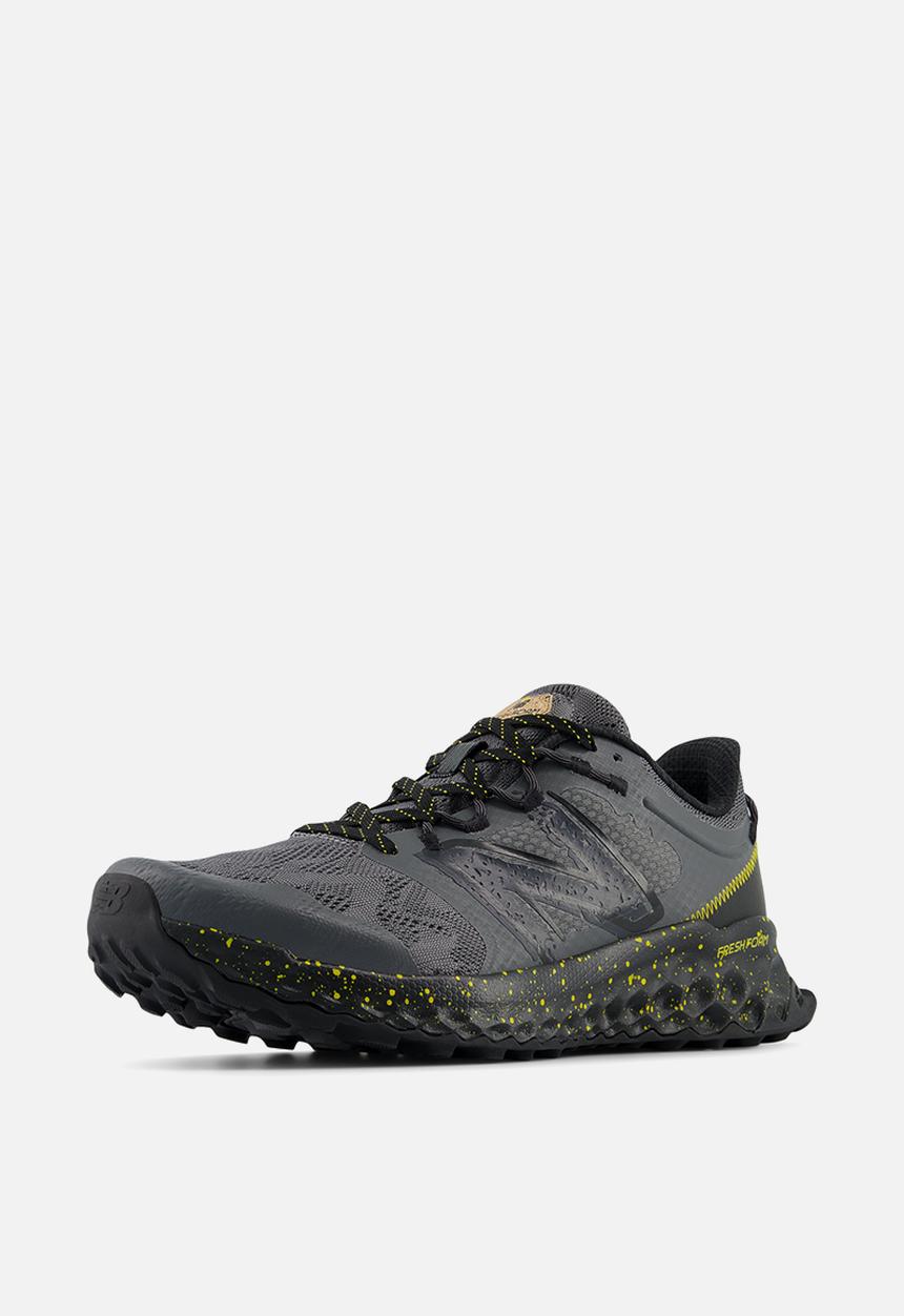 New Balance  - MTGAROS1 - grey (030)
