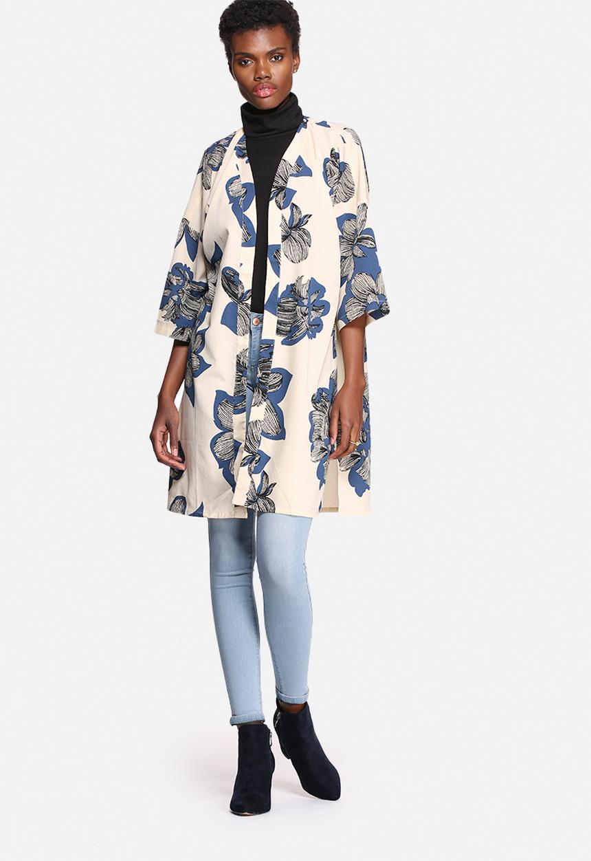 VILA - Graphical Kimono