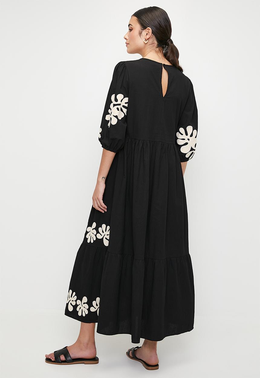 edit - Embroidery midi babydoll dress - black