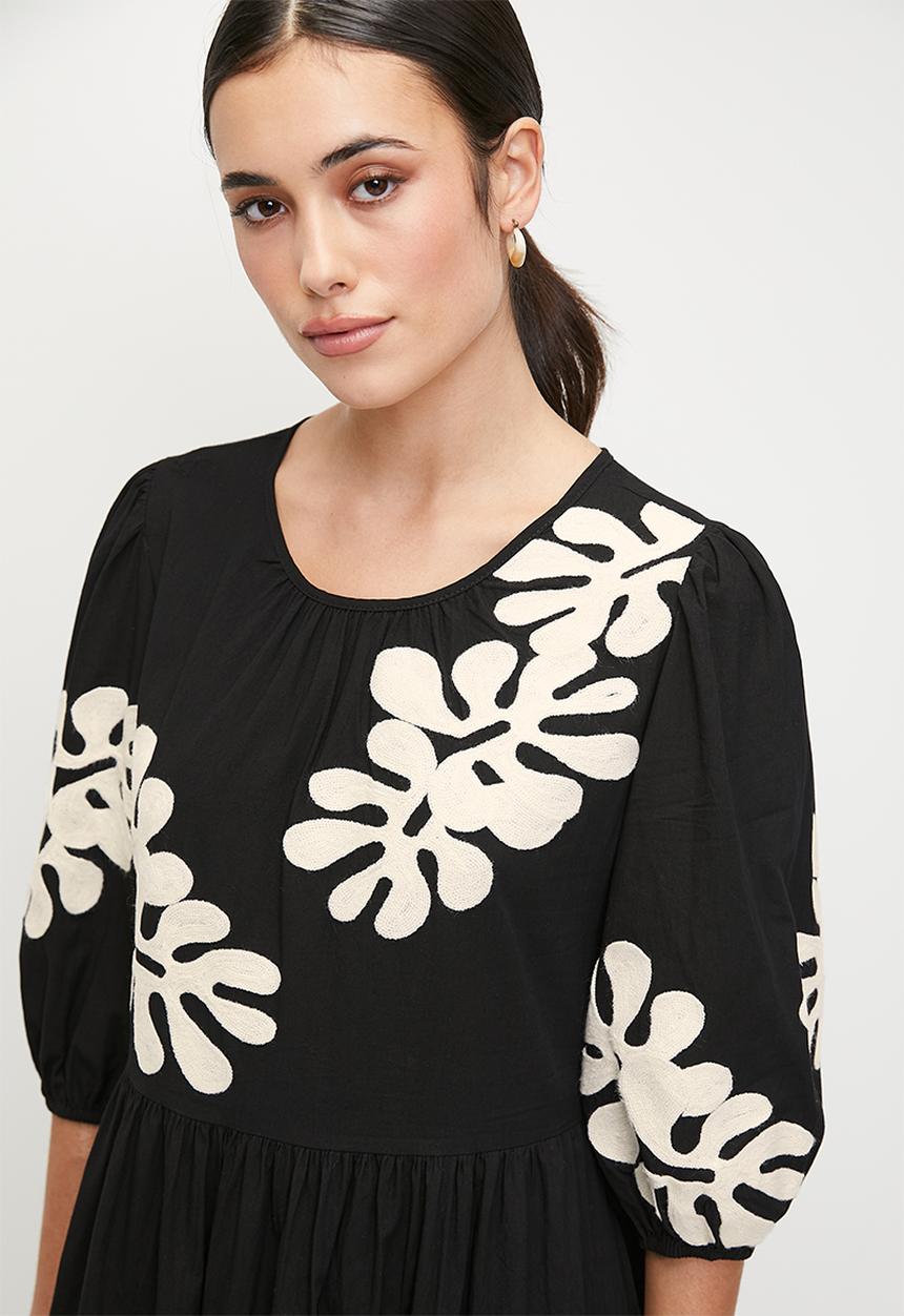 edit - Embroidery midi babydoll dress - black