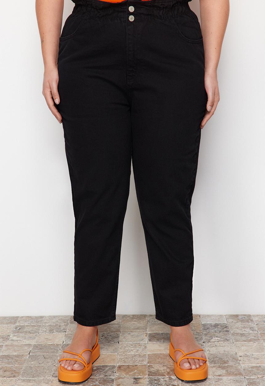 Trendyol - High Waist Elastic Waist Mom Jeans - Black