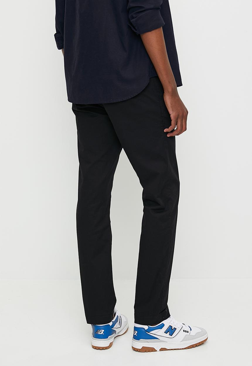 Superdry. - Slim Tapered Stretch Chino - Black