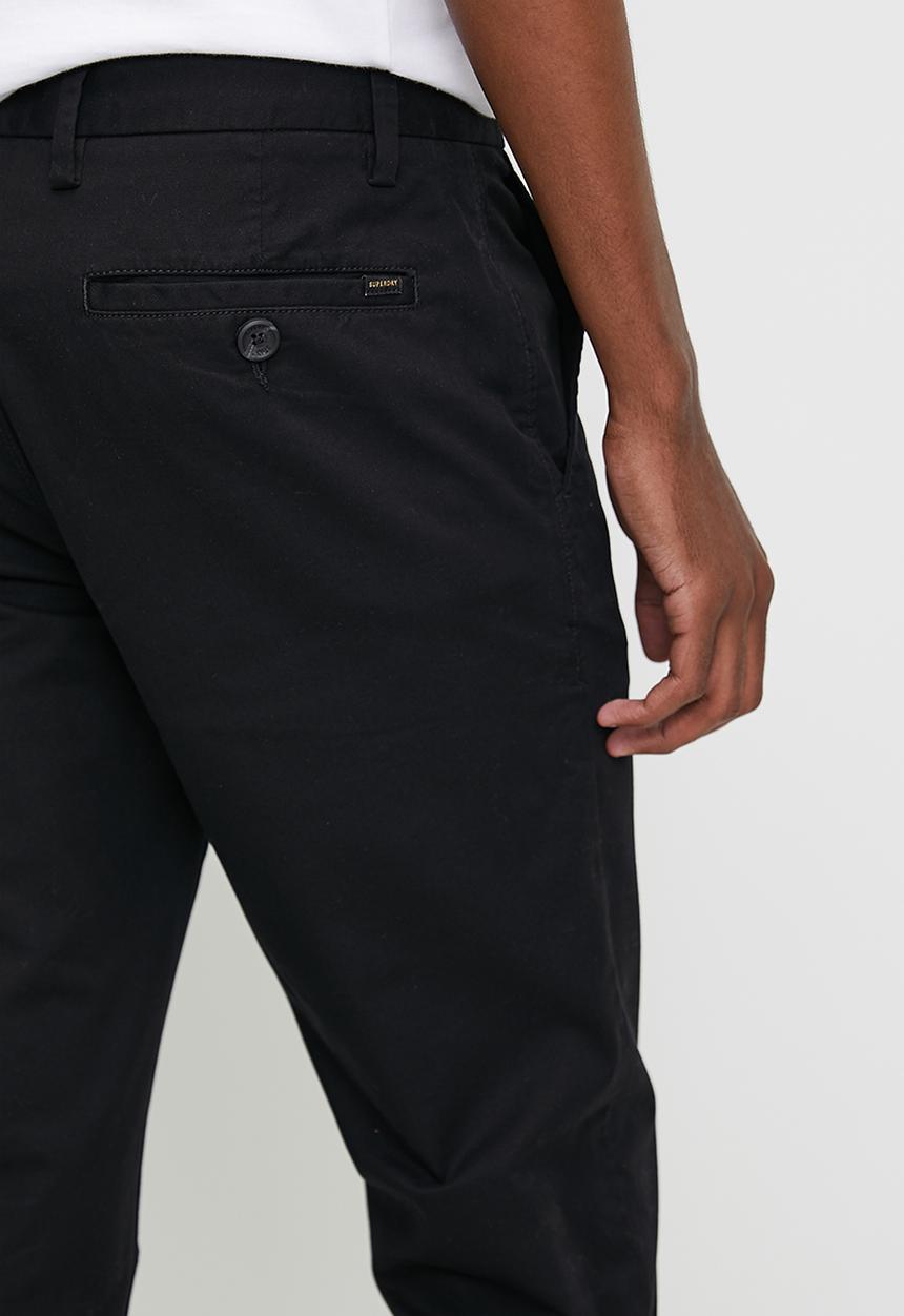 Superdry. - Slim Tapered Stretch Chino - Black