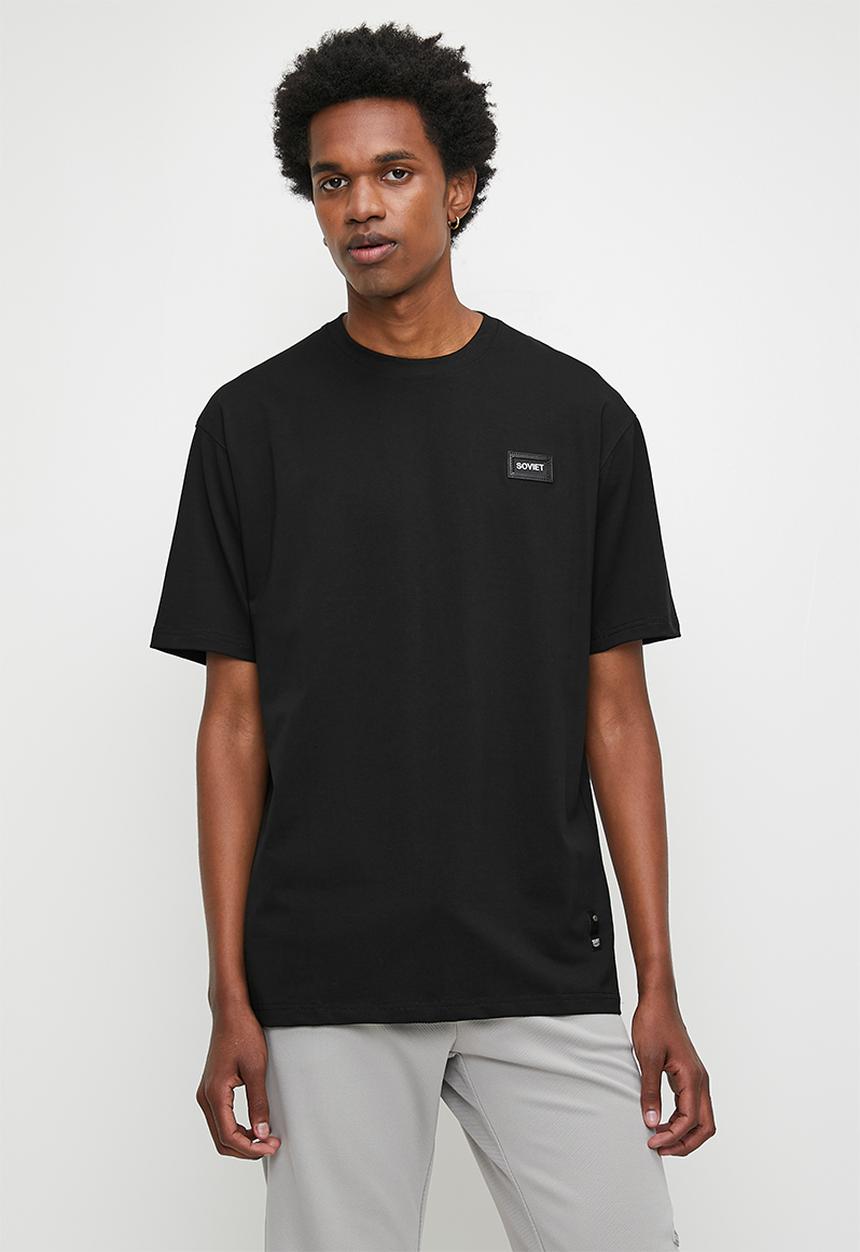 SOVIET - Jin T-Shirt - Black