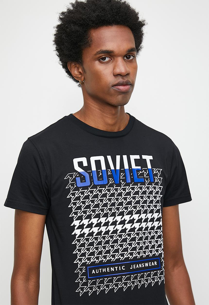 SOVIET - Vivid Tee - Black