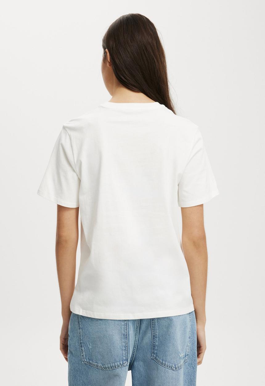 Cotton On - Regular Fit Graphic Tee - Nostalgia Collection/Vintage White