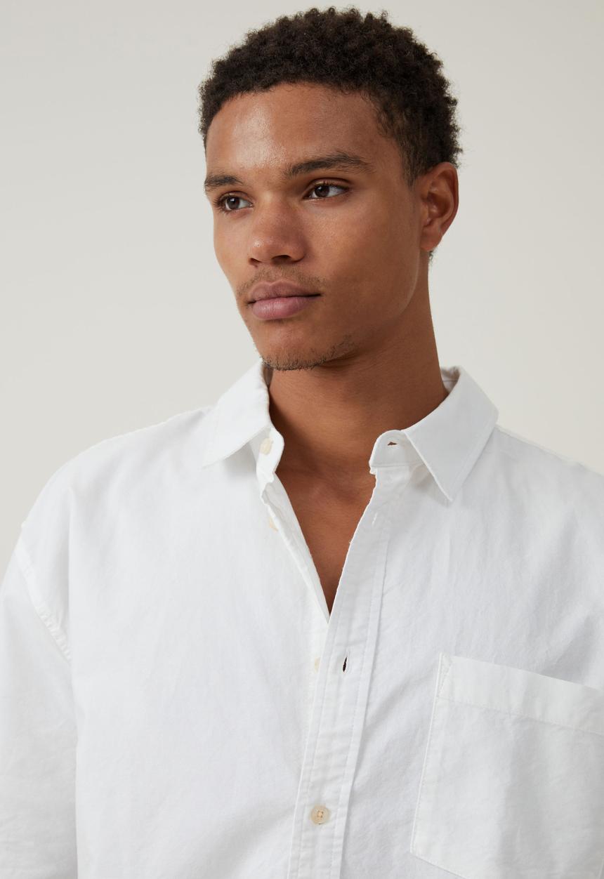 Cotton On - Relaxo Short Sleeve Shirt - White