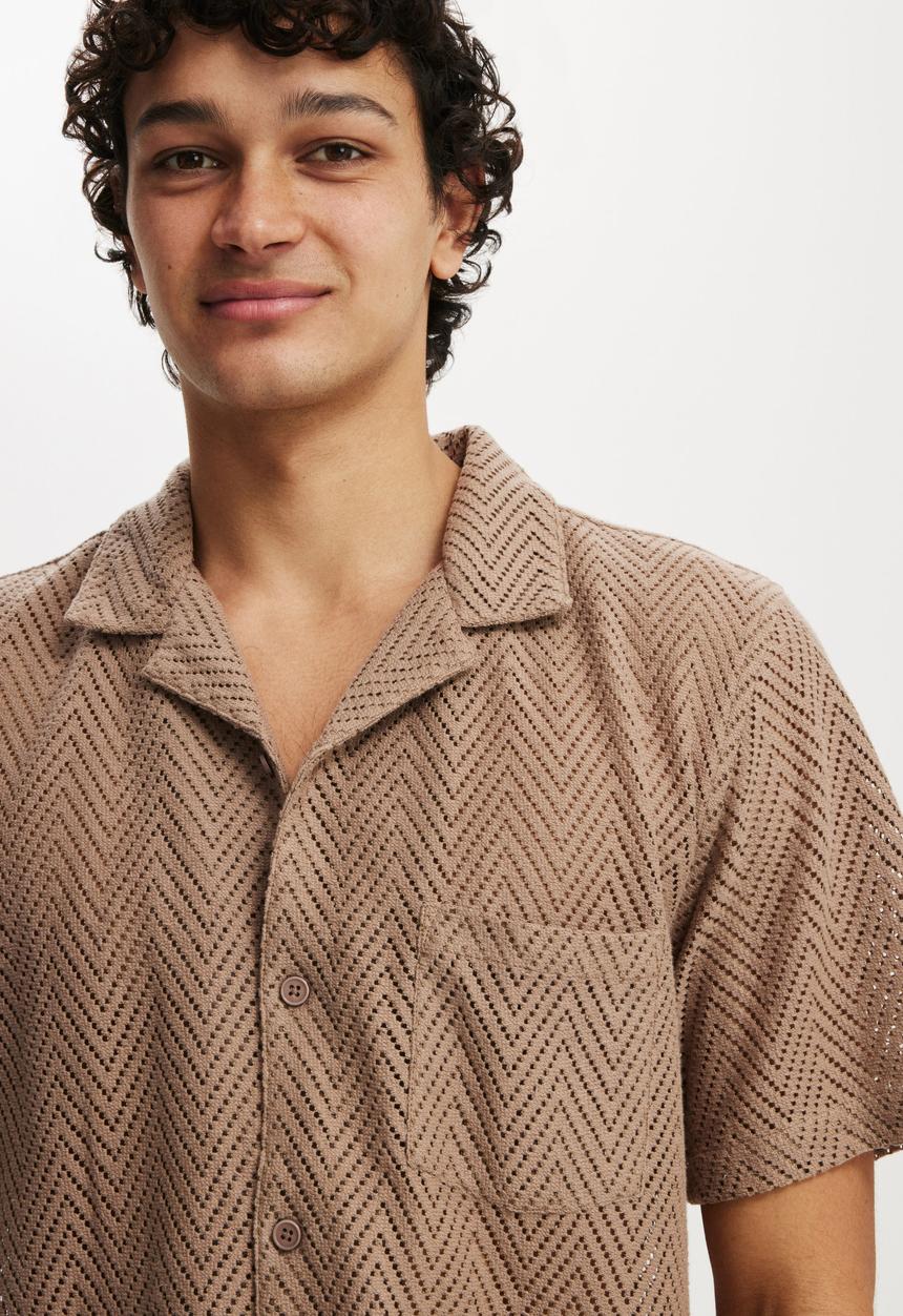 Cotton On - Palma Short Sleeve Shirt - Taupe Chevron