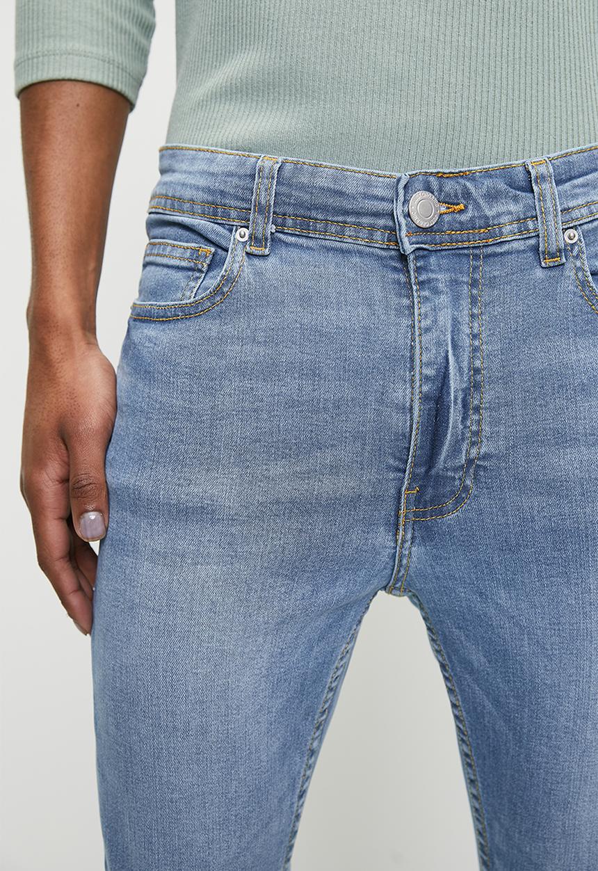 Just Organic - Spray Skinny Jeans - Light Blue
