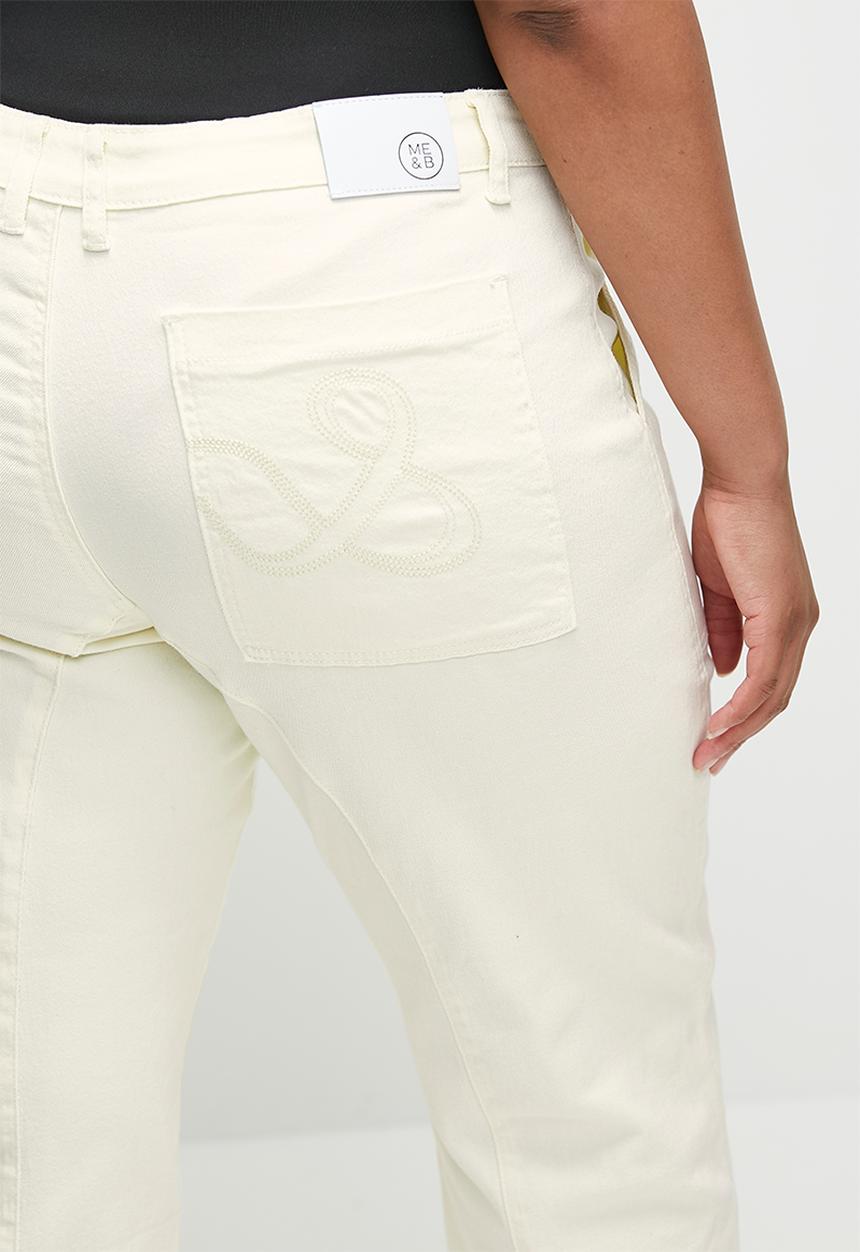 Me&B - Plus Tapered Leg Jeans - Milk