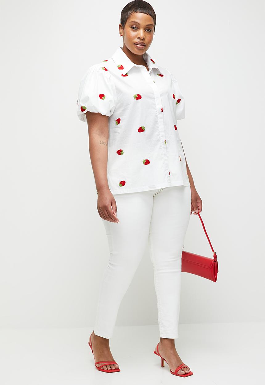 Me&B - Plus Concelaed Front Shirt With Balloon Sleeve - Strawberryemb