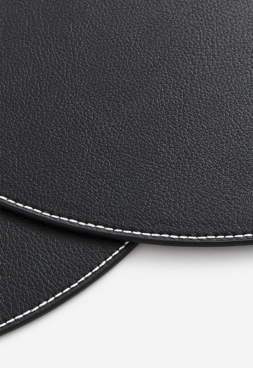 H&M - 2 Pack round place mats - black