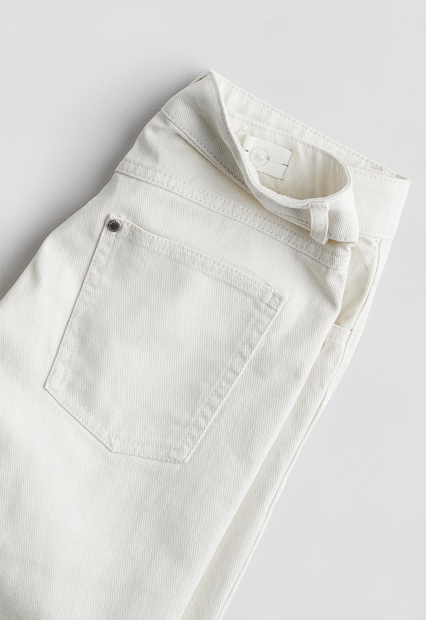 H&M - Loose fit denim shorts - white