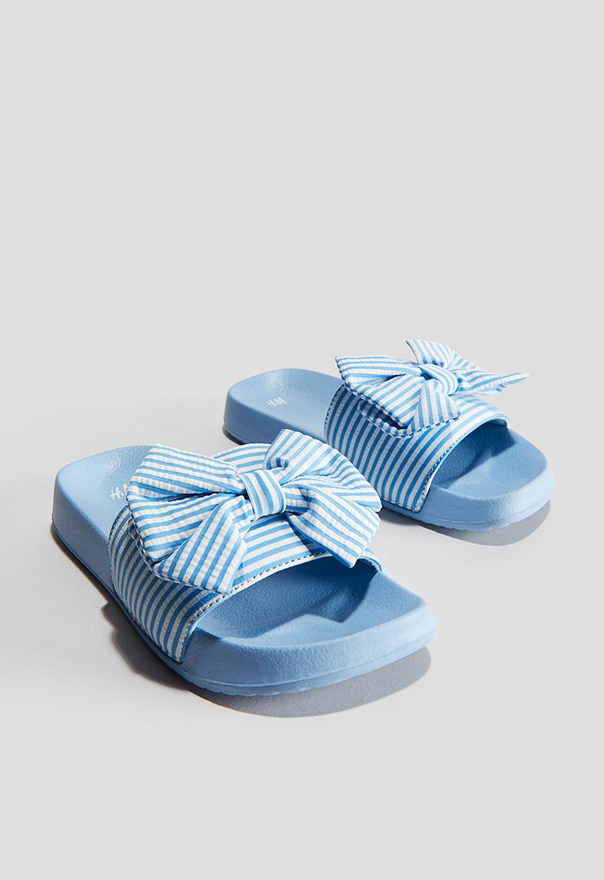 H&M - Pool shoes - light blue striped