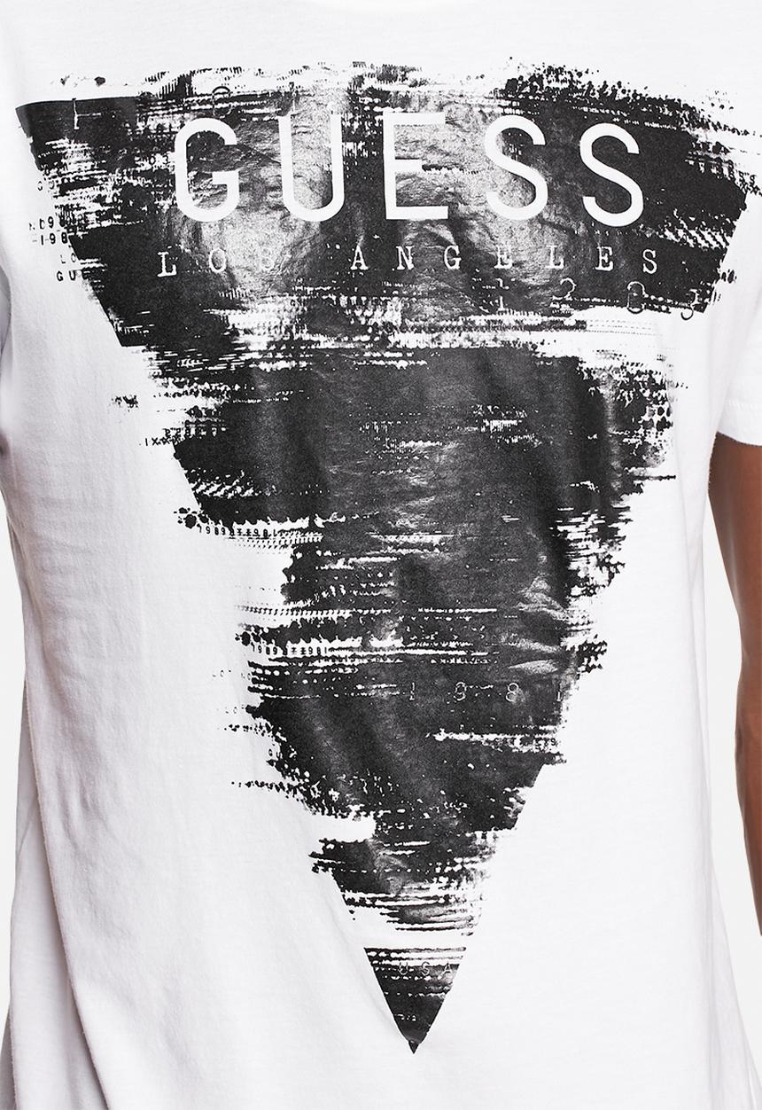 GUESS - Distorted Tee