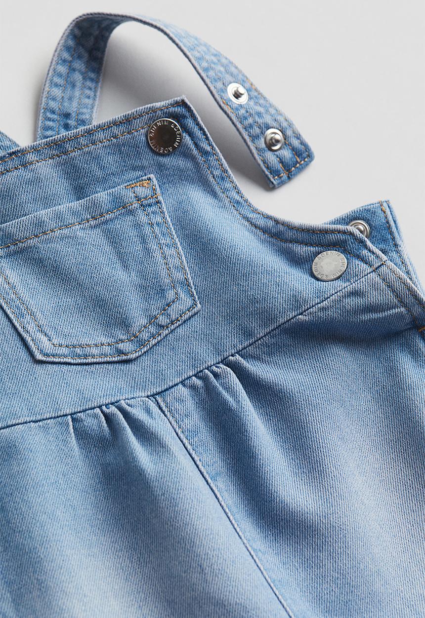 H&M - Denim dungaree shorts - blue