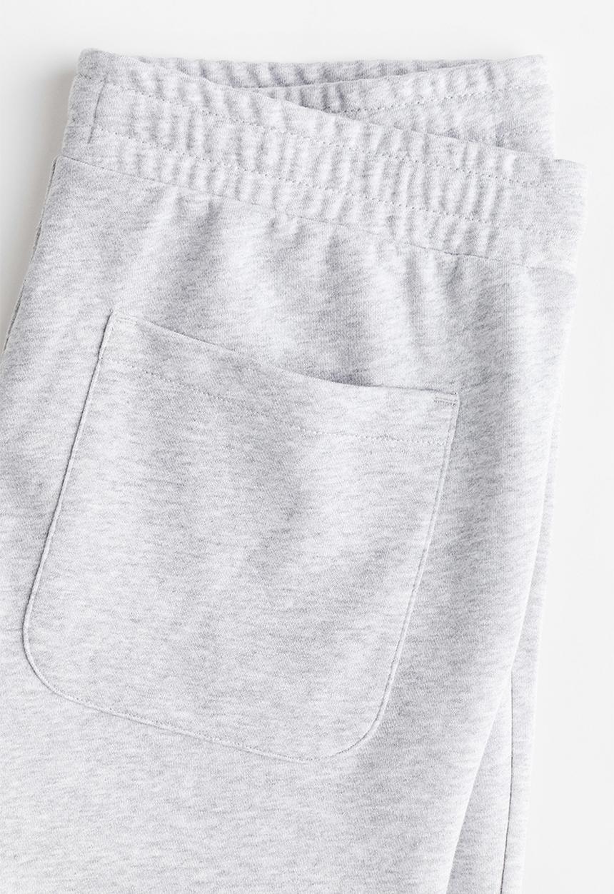 H&M - Regular fit sweatshorts - grey marl