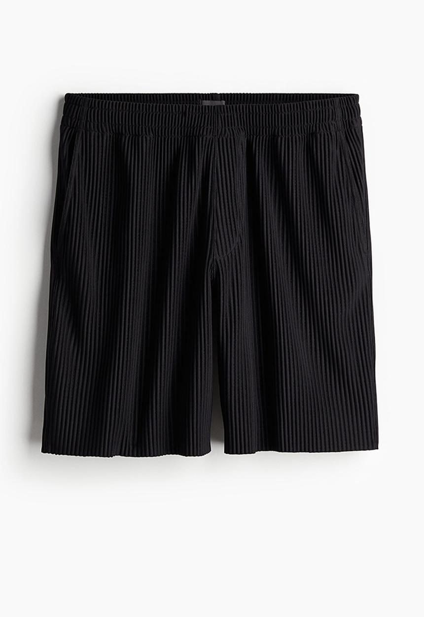 H&M - Regular fit pleated shorts - black