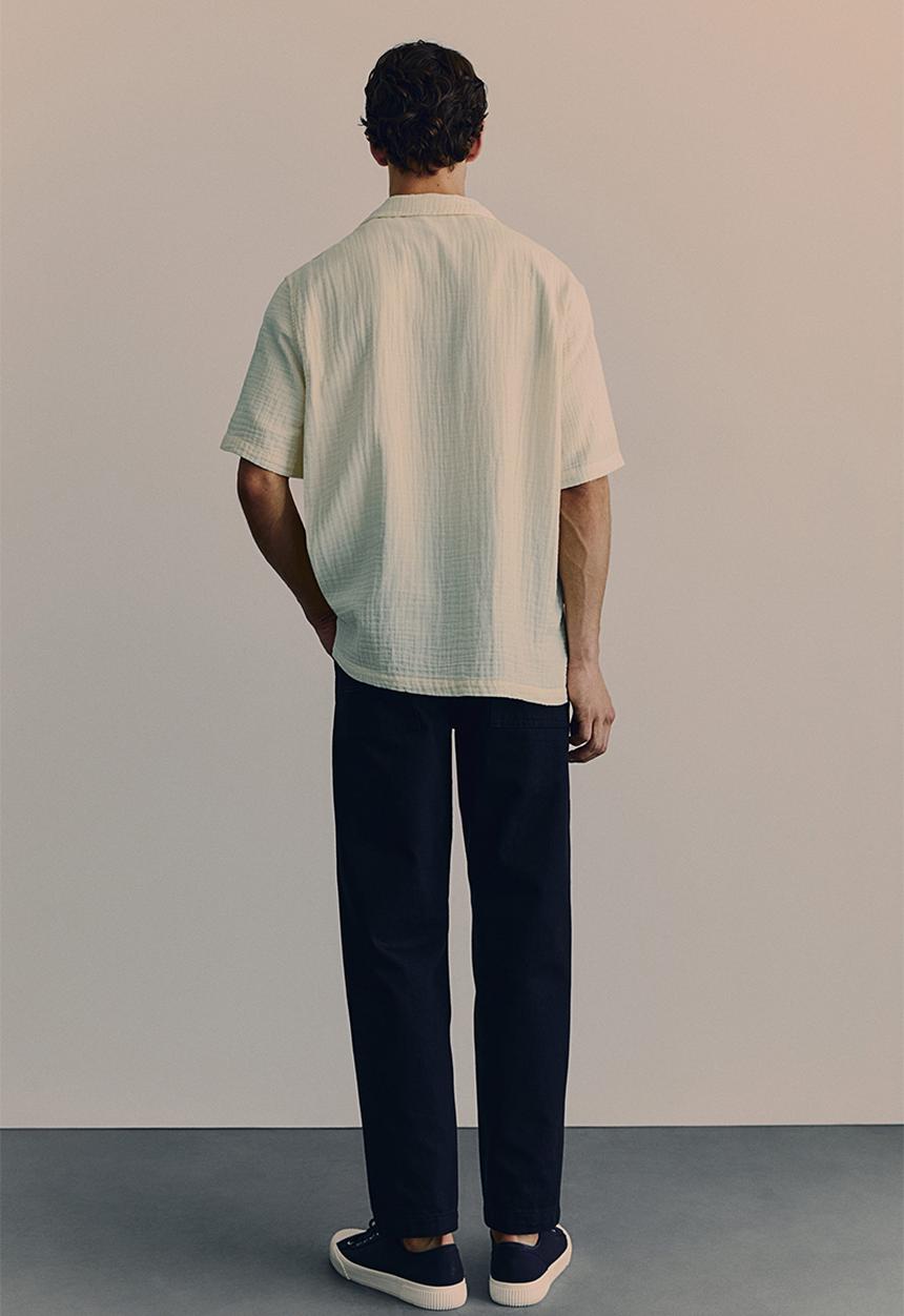H&M - Regular fit muslin resort shirt - cream 