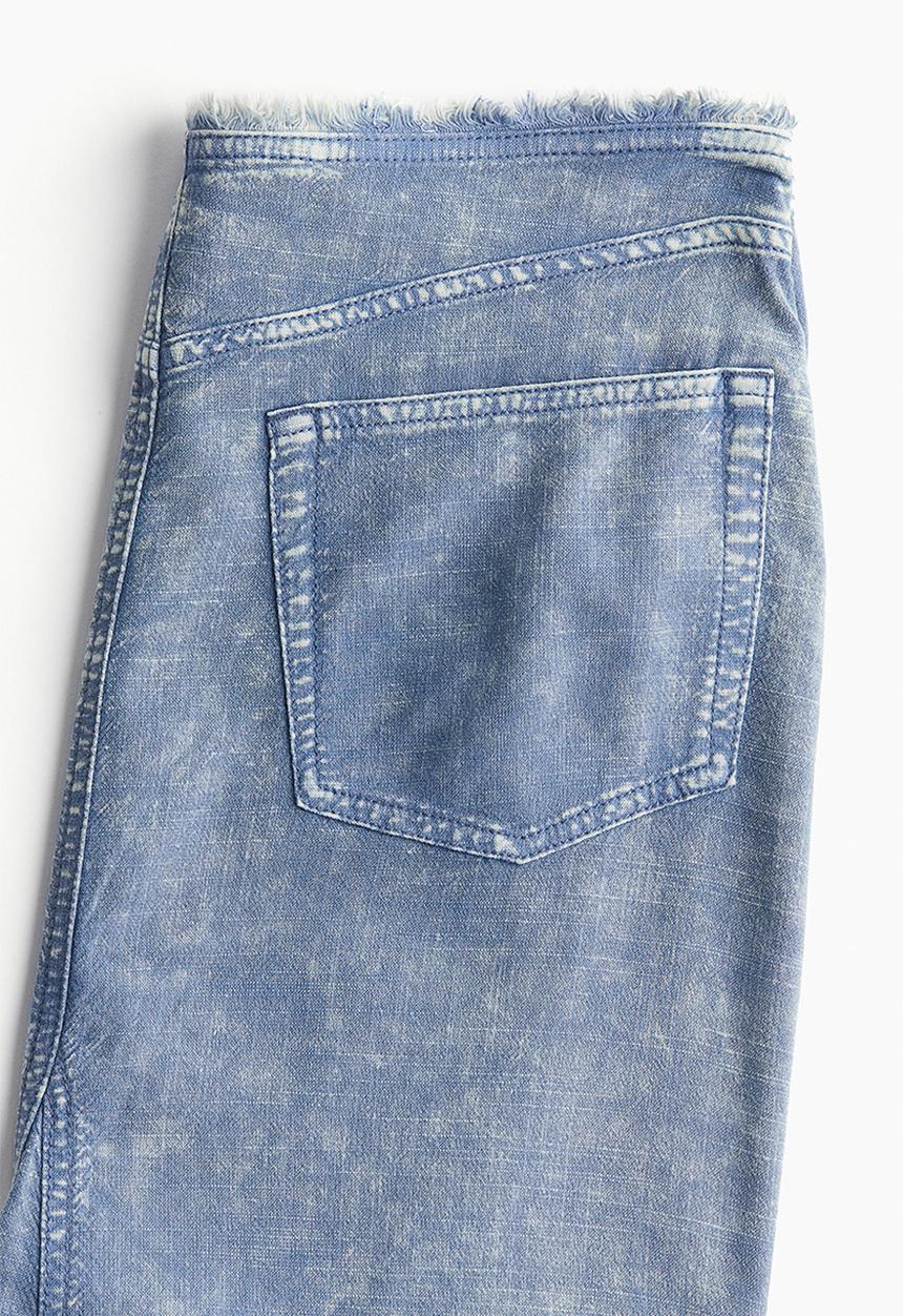 H&M - Frayed-edge flared skirt - light blue