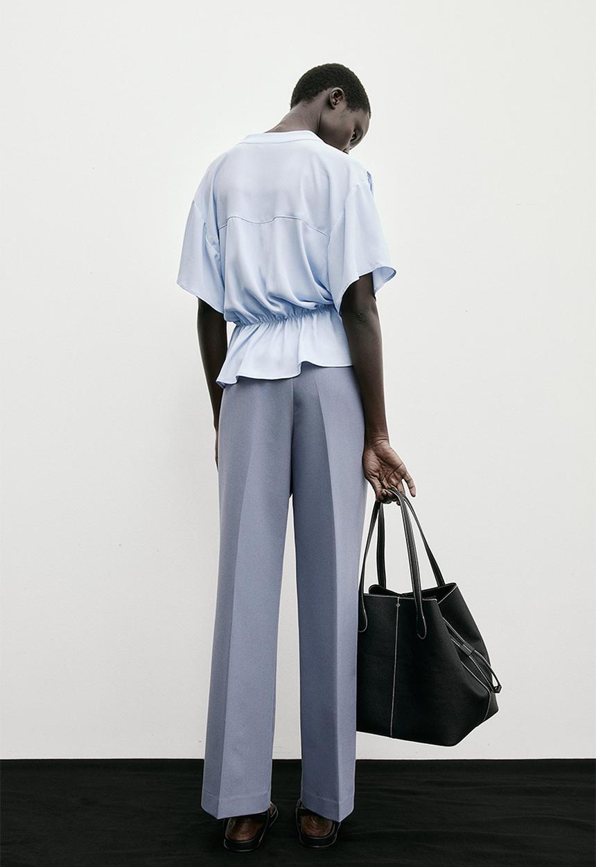 H&M - Crêpe blouse - light blue