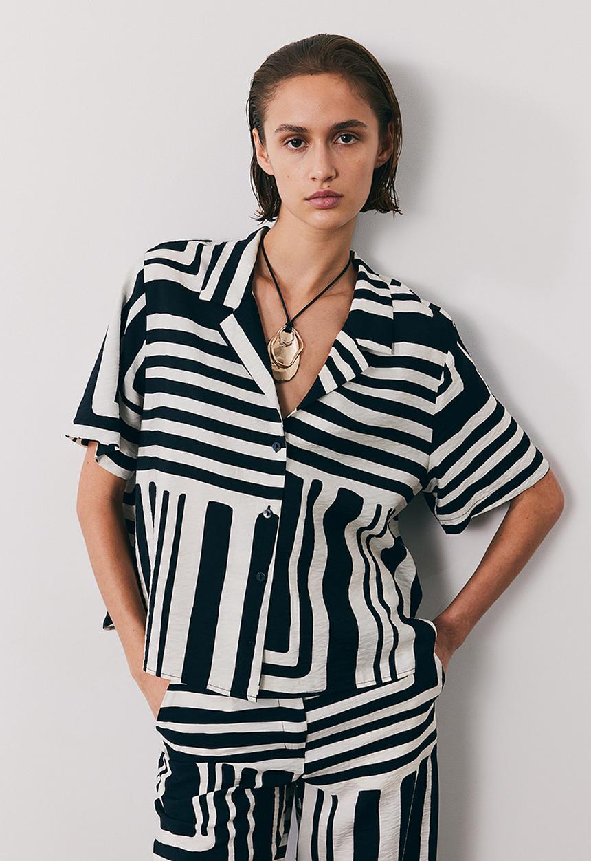H&M - Resort shirt - Black Patterned