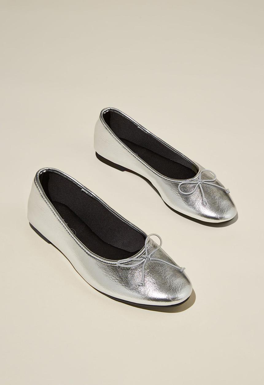 Cotton On - Amy round ballet - silver textured