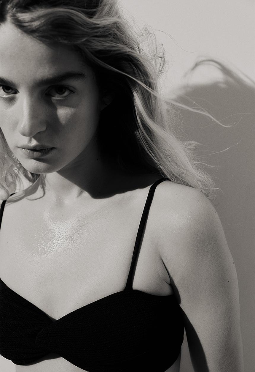H&M - Padded twist-detail bikini top - black