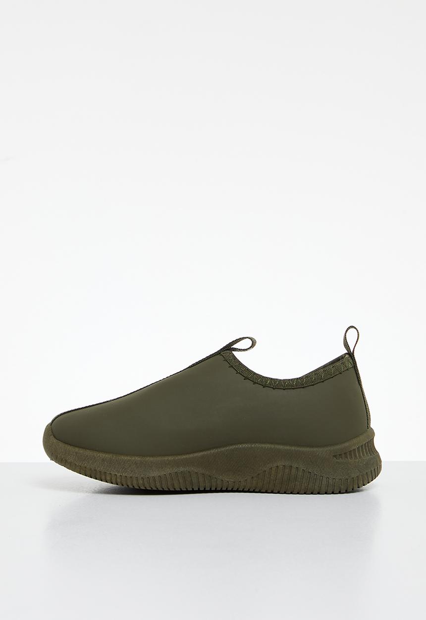 SOVIET - K roman 24 - olive mono