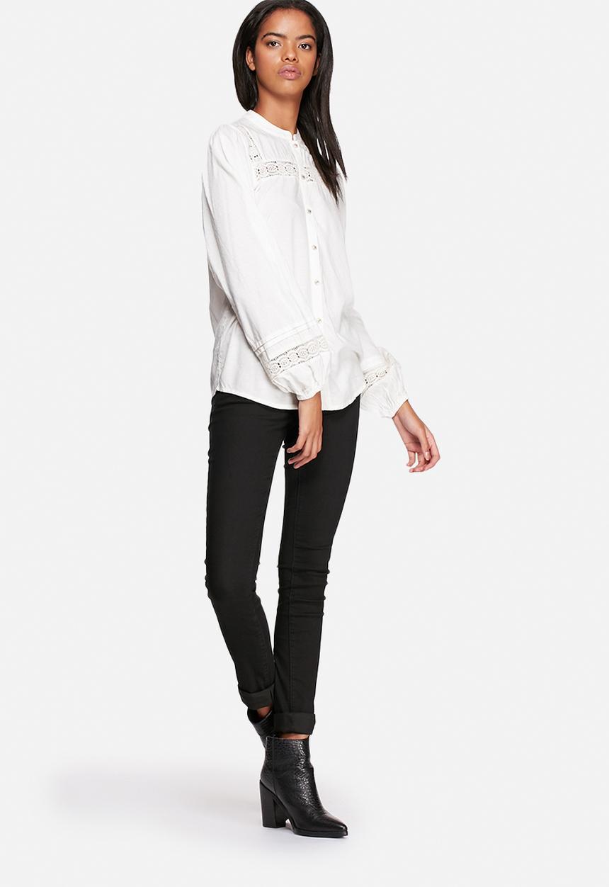 ONLY - Clotilda Bell Sleeve Blouse