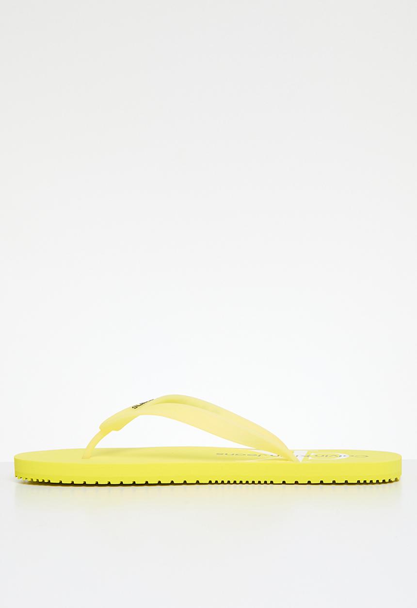 Calvin Klein - Beach sandal monologo