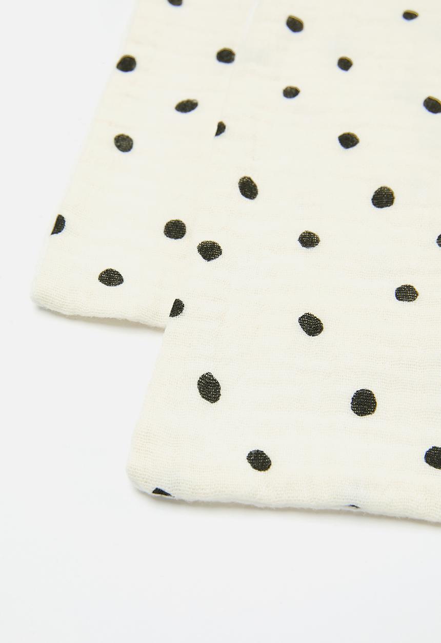 Pop Candy - 2 Pack polka dot face towel - ecru & black