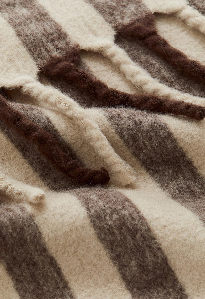 H&M - Patterned wool-blend blanket - Light beige Striped
