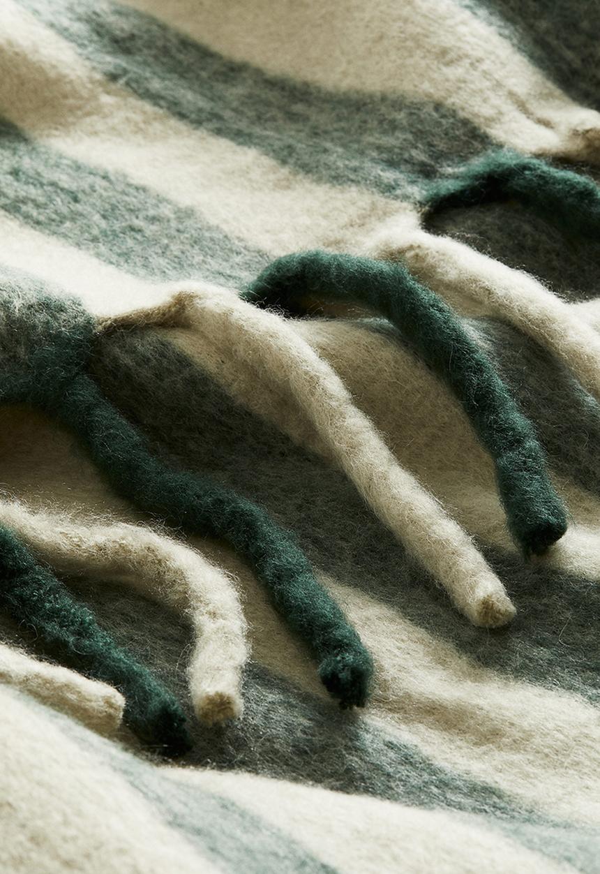 H&M - Patterned wool-blend blanket - Green Striped