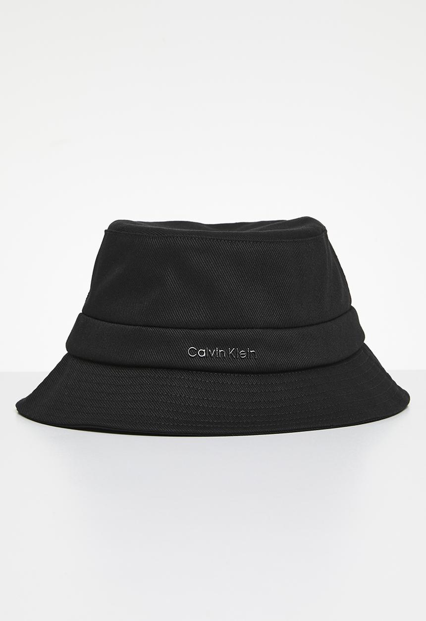 Calvin Klein - Metal lettering canvas bucket- ck black