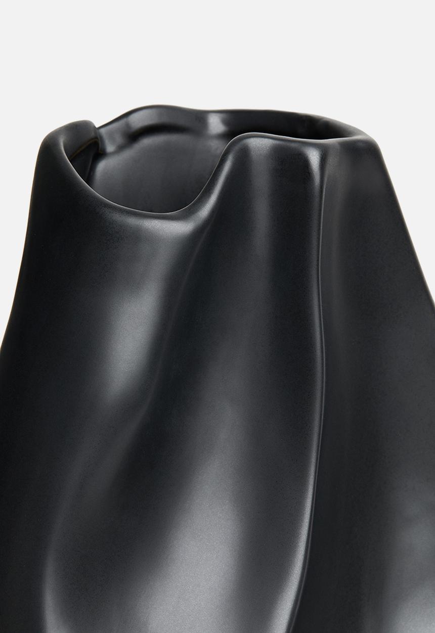 H&M - Tall stoneware vase - black