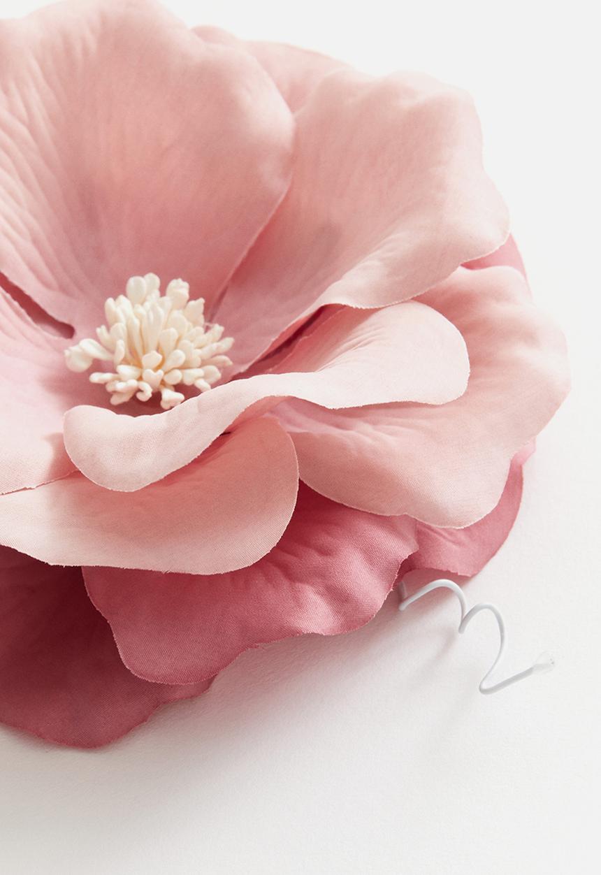 H&M - Hellebore ornament - pink flower